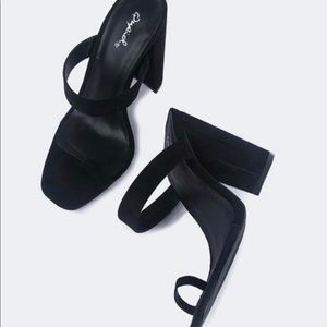Black Slide On Toe Mules